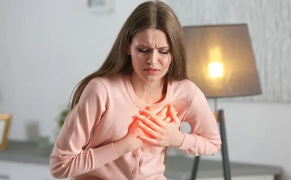 Ağrısının Nedenleri Nelerdir? Göğüs Kafesi Ağrısının Nedenleri Nelerdir?