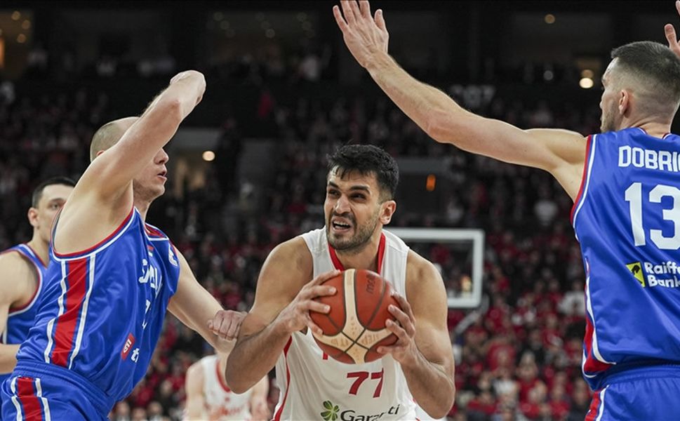 12 Dev Adam, 4’te 4 devam ediyor