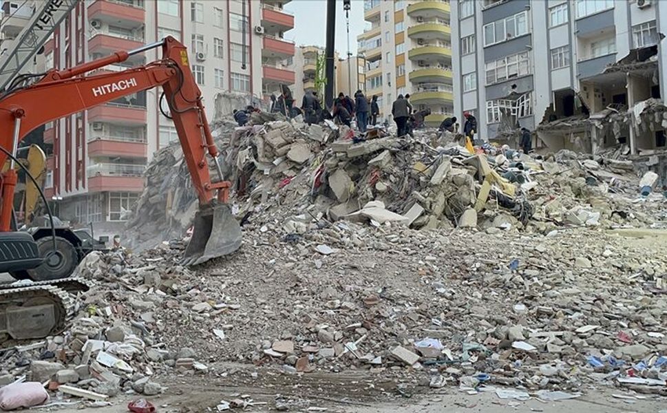 Depremde 10 Kişinin Öldüğü Belük Apartmanı Ruhsatsız İnşa Edilmiş