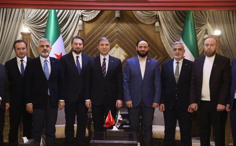 AK Parti Genel Başkan Yardımcısı Sırakaya Suriye'de ziyaretlerde bulundu