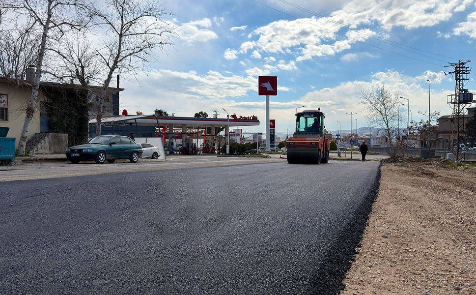 Büyükşehir Dulkadiroğlu’nda Yol Yenilemelerine Devam Ediyor