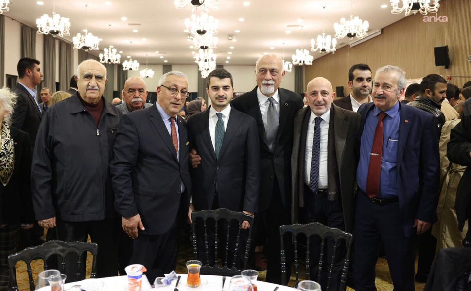 Elazığlılar ve Kahramanmaraşlılar CHP’li başkanın iftarında buluştu