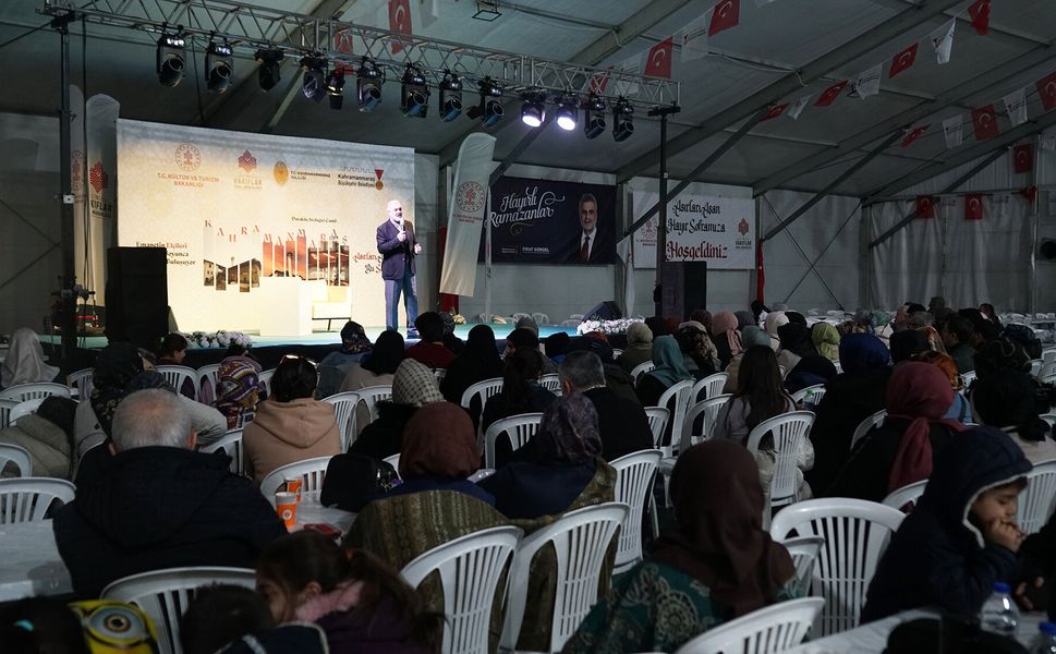 Emin Ay, Ramazan’ın İnsan ve Toplum Üzerindeki Etkilerini Anlattı