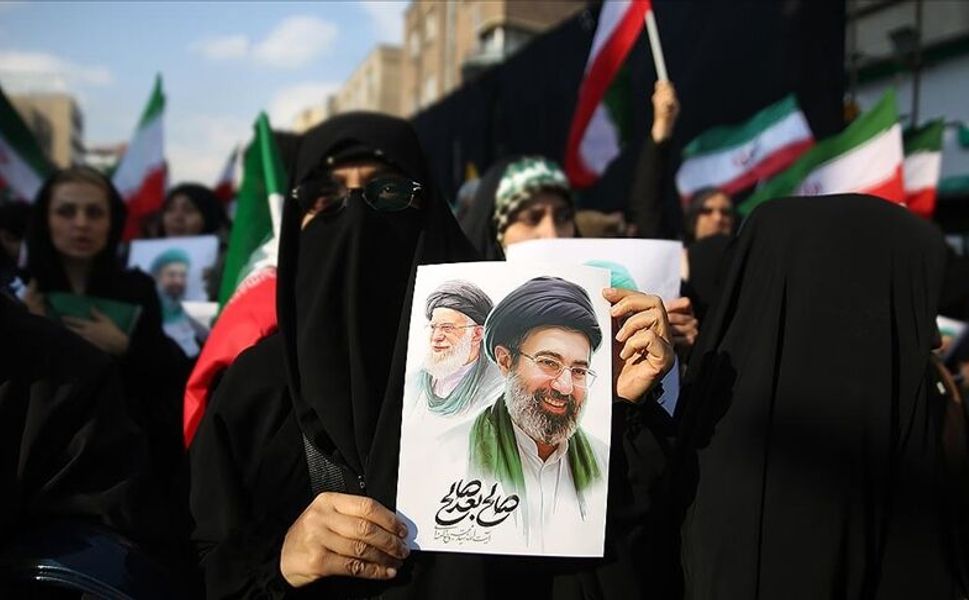 Mücteba Hamaney seçimi İran’ın geleceğini nasıl etkiler?