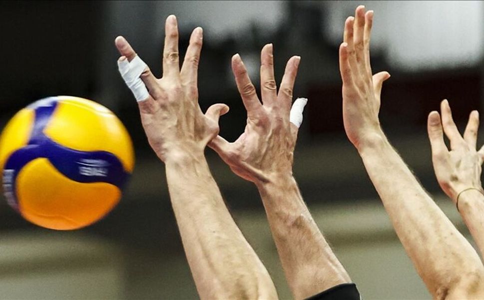 Voleybol Efeler Ligi'nde "normal sezon" sona eriyor