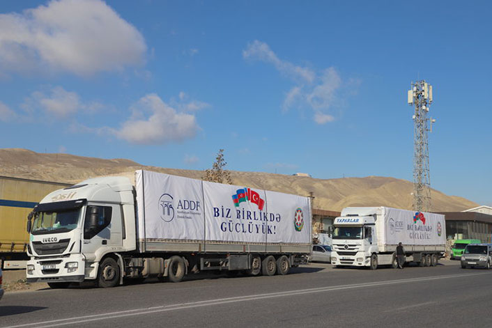 Azerbaycan, Türkiye’deki Depremzedeler Için 18 Tonluk Yardım Malzemesi Gönderdi (3)
