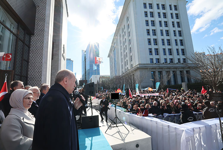 Erdoğan, Ak Parti Kongre Merkezi'nin Açılışını Yaptı (1)