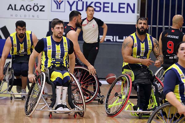 Avrupa Şampiyonu Fenerbahçe Göksel Çelik Ligde Adını Finale Yazdırdı (5)