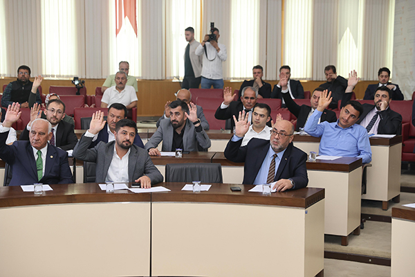 Dulkadiroğlu Belediye Meclis Üyelerinden Örnek Davranış (1)
