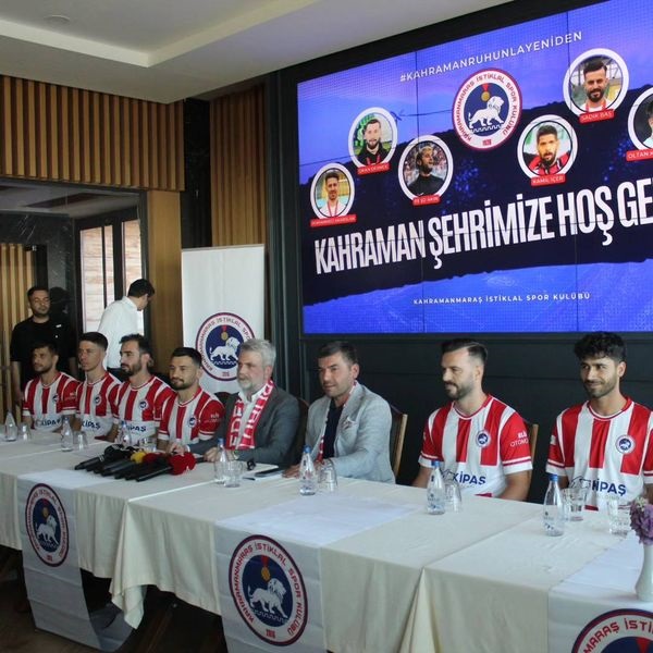 İstiklalspor'da Şampiyonluk Hedefinin Imzaları Atıldı (3)