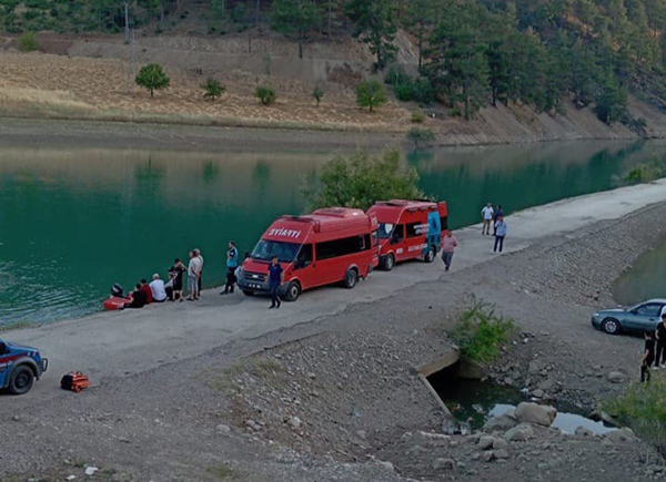 Serinlemek Isteyen Genç Canından Oldu (2)