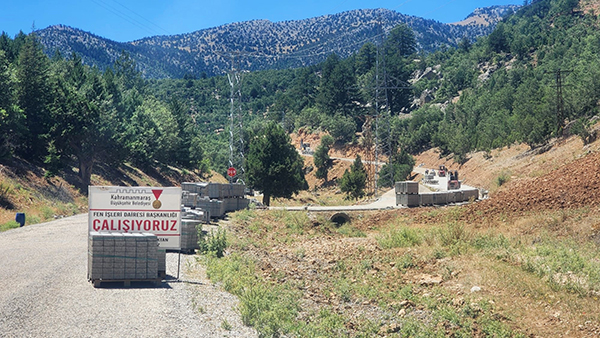 Göksun Kırsalında Daha Konforlu Ulaşım Için Büyükşehir Sahada (3)