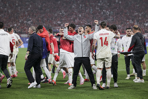 Montella Avusturya'yı Yenmemizi Sağlayan Türk Yüreğidir (2)