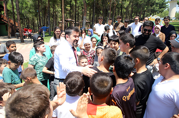 Gençler Değerler Eğitimi Yaz Okulu'nu Coşkuyla Tamamladı (5)