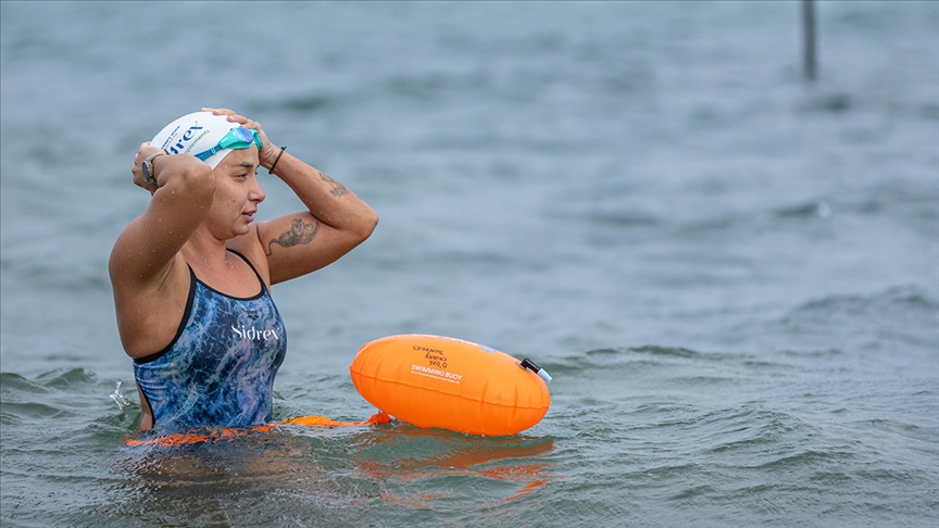 Ultra Maraton Yüzücüsü Bengisu Avcı, Molokai Kanalı Geçişini Anlattı