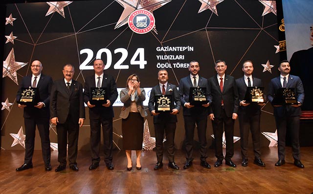 Gazi̇antep'i̇n Yildizlari Ödül Töreni̇nde Sanko'nun 4 Şi̇rketi̇ne Ödül (2)