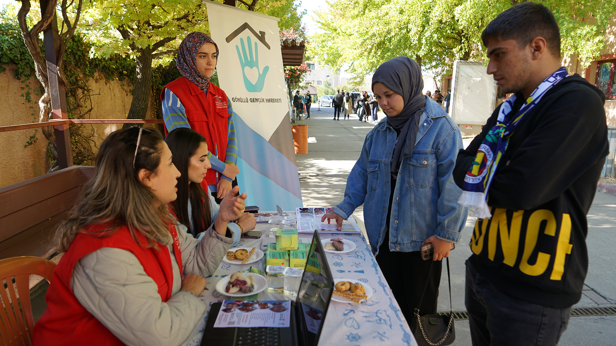 Gönüllü Gençlik Hareketi (3)