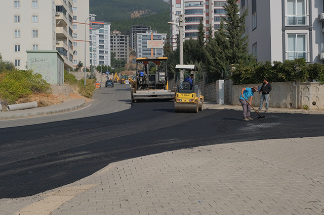 Yatırımlarla Ulaşım Iyileştiriliyor (4)