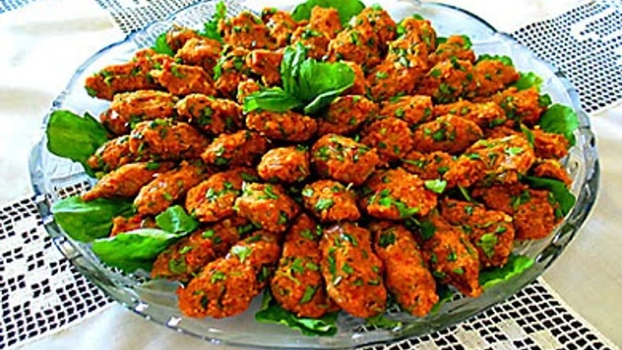 Mercimek Koftesi Tarifi-1