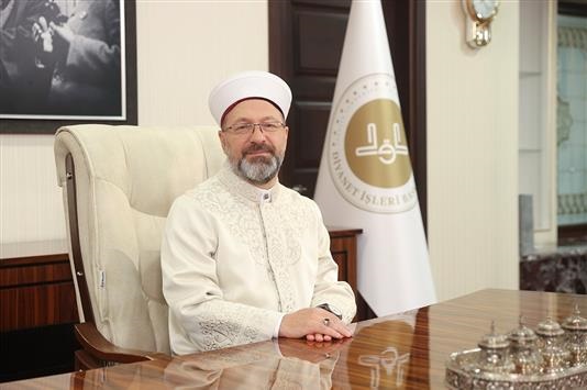 Diyanet İşleri Başkanı Erbaş’ın “Üç Aylar” Şiiri Bestelendi