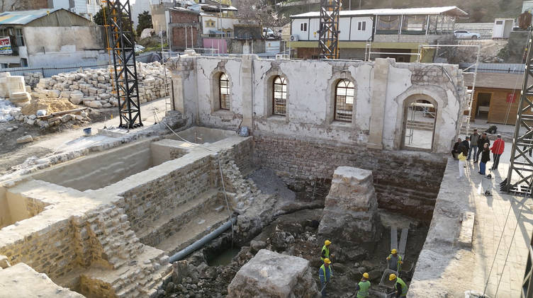 Adıyaman'da Depremde Yıkılan Tarihi Ulu Cami Bu Yıl Yeniden Ibadete Açılacak0