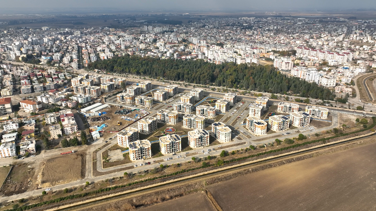 Toki̇, Adana'nın Ceyhan Ilçesindeki Deprem Konutlarını Tamamladı (4)