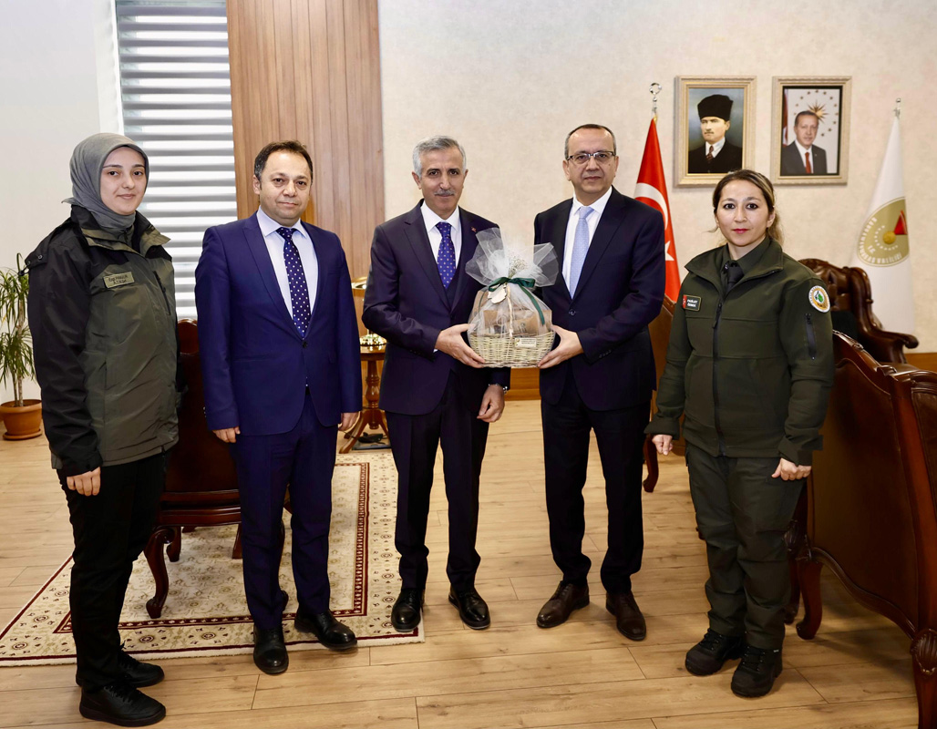 Vali Ünlüer’e Ormancılık Günü Ve Haftası Münasebetiyle Ziyaret (1)