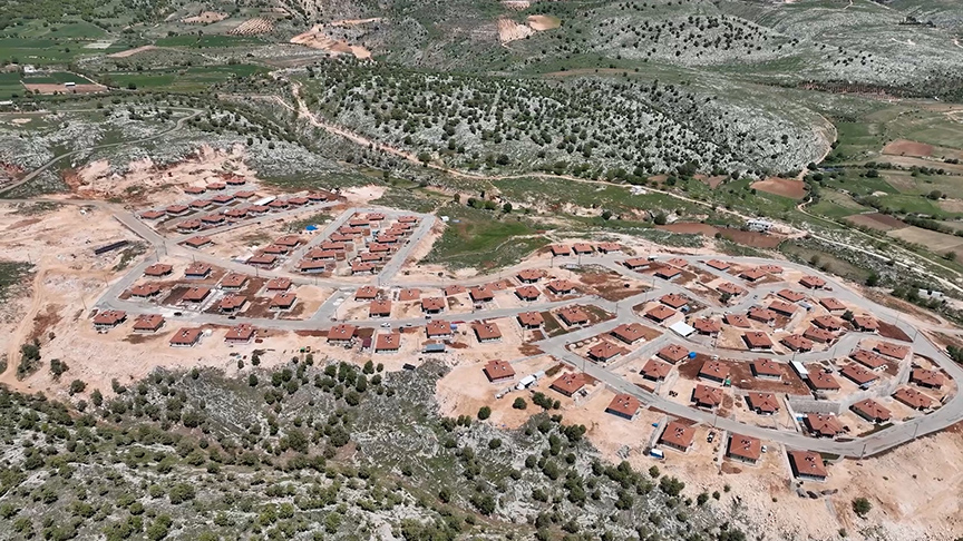 Bakan Kurum, Adıyaman'ın Zey Köyünün Görüntülerini Paylaştı1