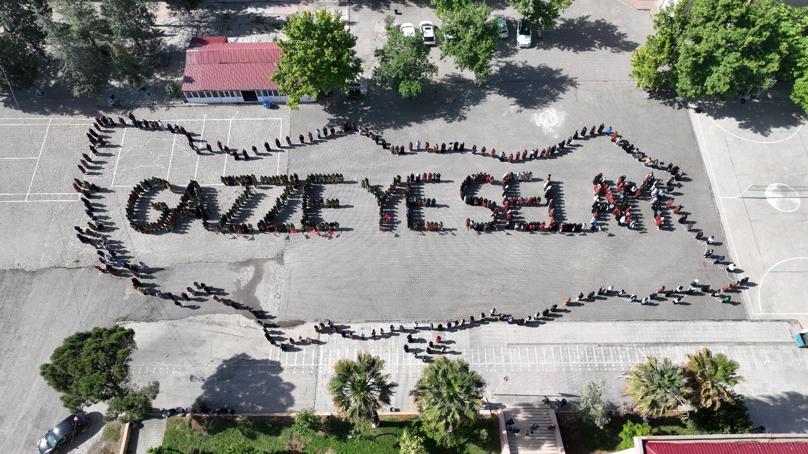 Hacı Mehmet Kalay Kız Anadolu İmam Hatip Lisesi’nde “Gazzeye Selam” Etkinliği (2)
