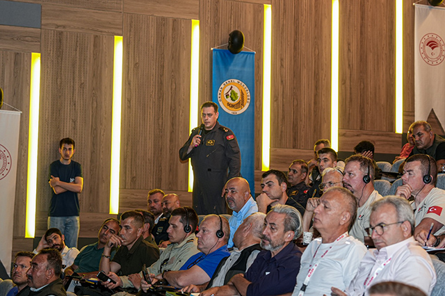 Orman Yangınları Pilot Ve Mürettebata Eğitim Verildi (4)