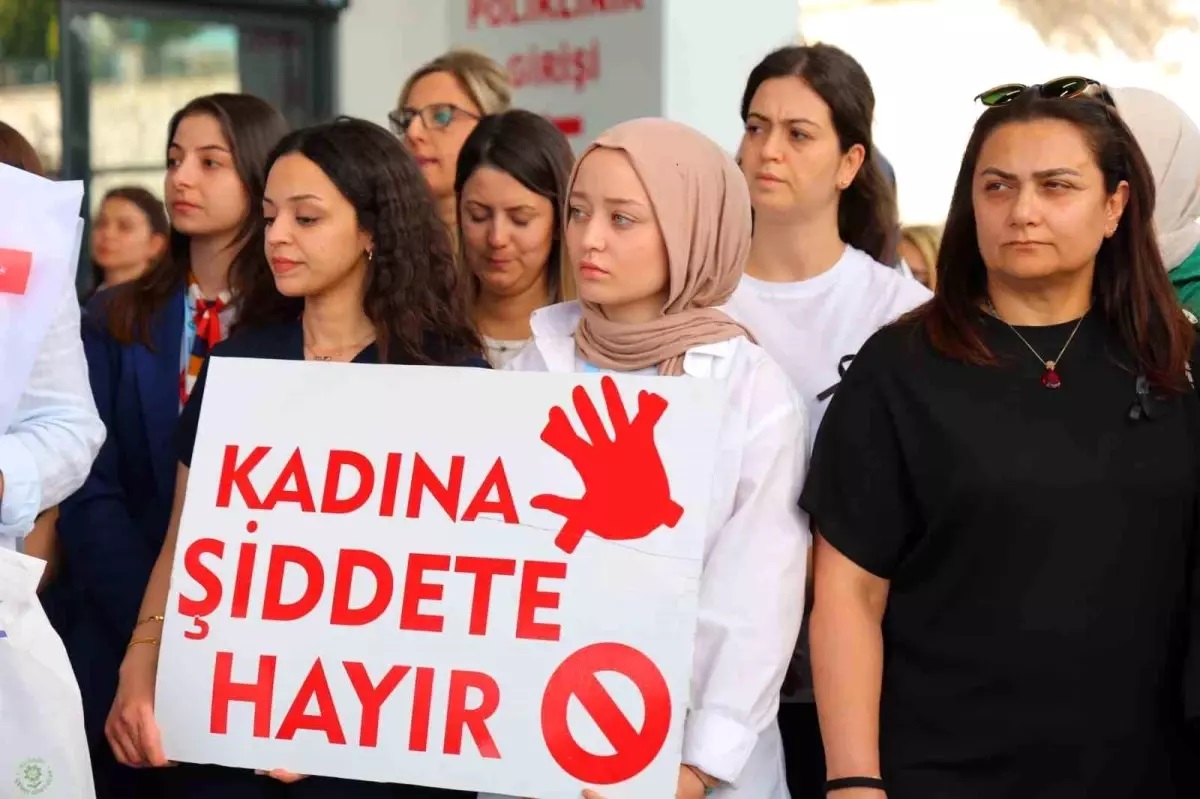 Sağlık Çalışanına Yapılan Silahlı Saldırı Protesto Edildi