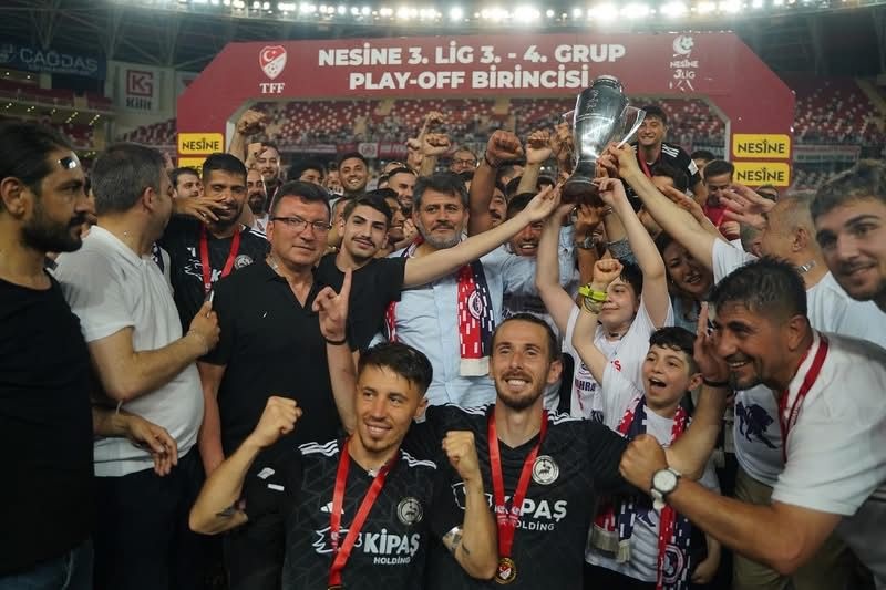 Şahin Hopur’dan Kahramanmaraş İstiklalspor’a Tebrik Mesajı (4)