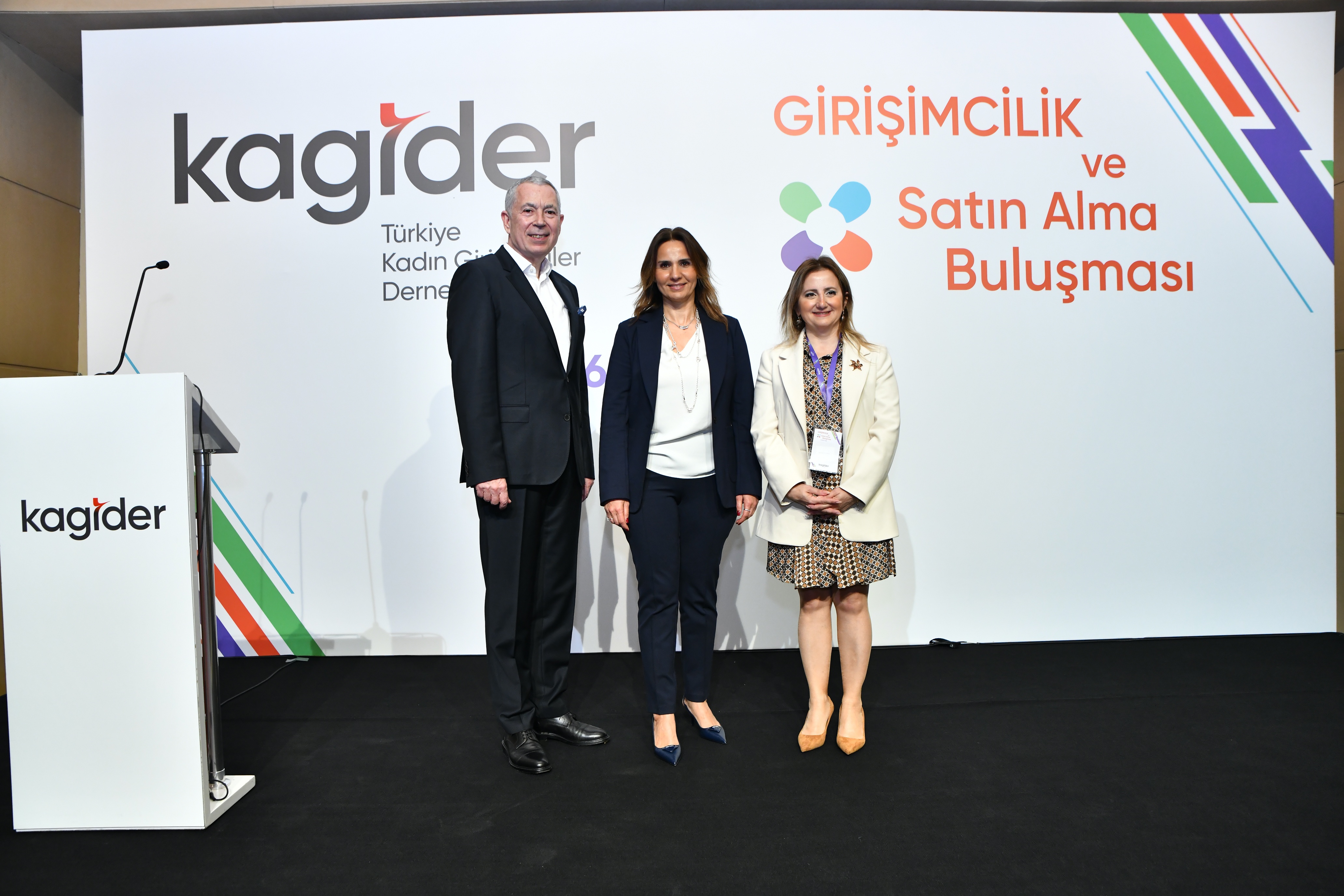 Tedar Yk Baskani Tugrul Gunay Kagider Yk Baskani Esra Beziricioglu Tusayder Baskan Yardimcisi Sevgi̇ Yilmaz