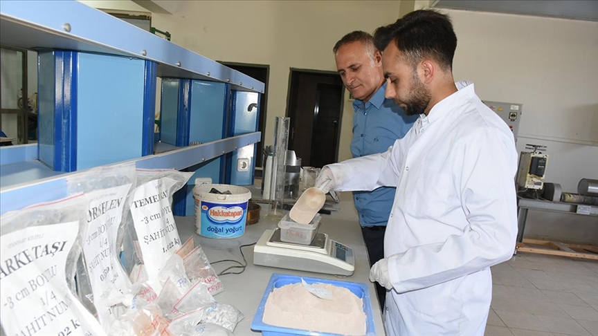 02 Depremde Yıkılan Binaların Enkazından Yapay Mermer Yapılacak (2)