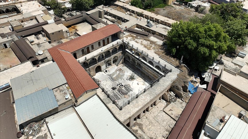 Depremde Hasar Gören Şanlıurfa'daki Tarihi Barutçu Hanı Restore Ediliyor (1)