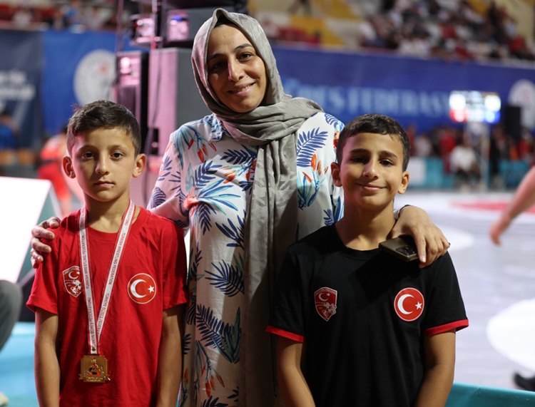 Hükmen Galibiyeti Kabul Etmeyip Güreşti2