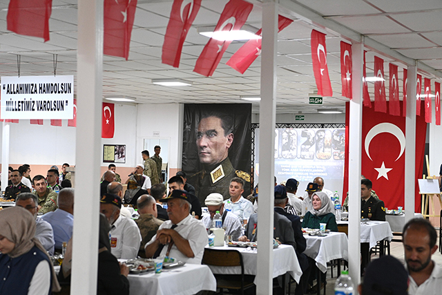 Şehit Yakınları Ve Gazilerle (1)