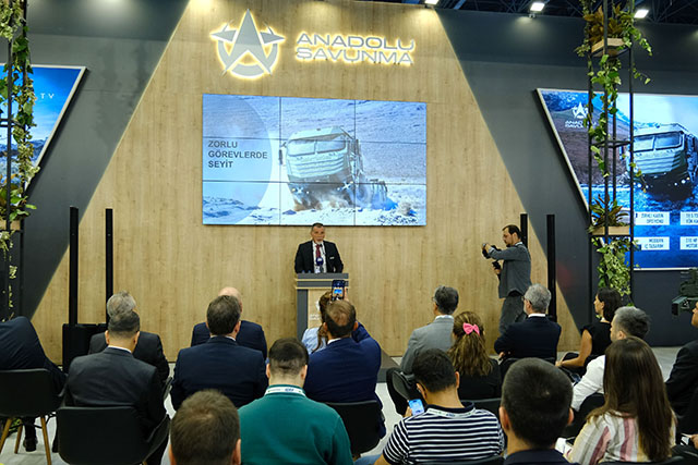 Anadolu Isuzu Genel Müdürü Tugrul Arikan (2) 144820483