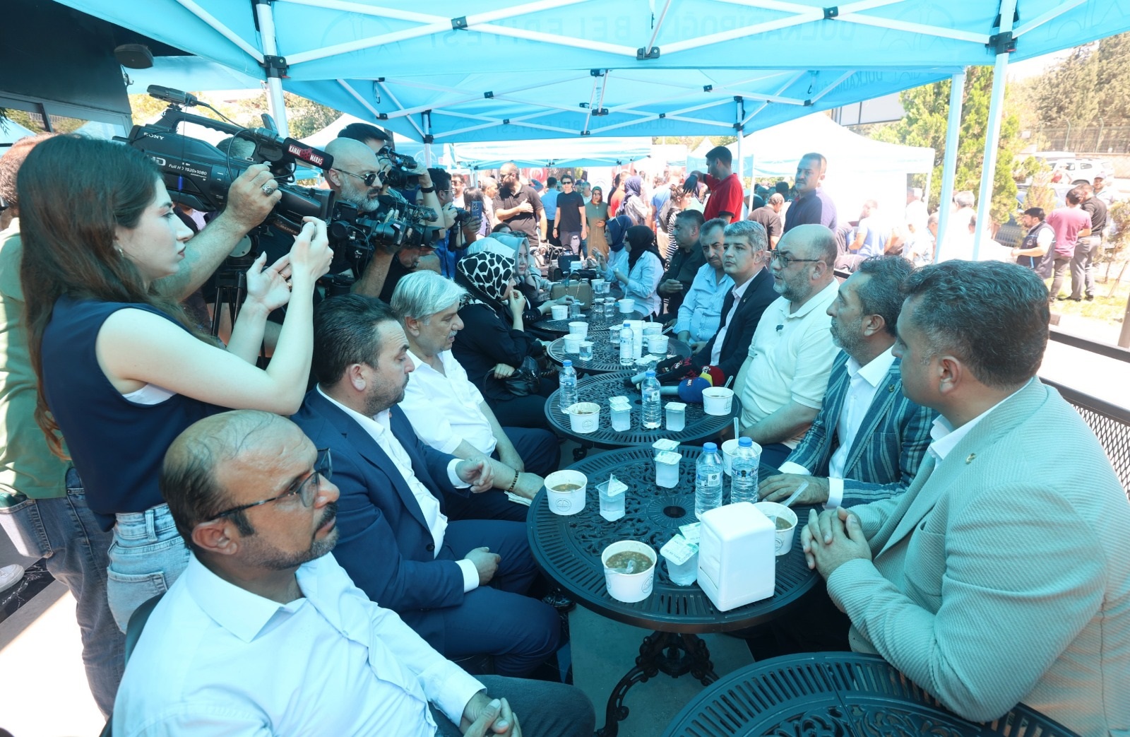 Aşure Bereketi Dulkadiroğlu’nda Paylaşıldı (4)