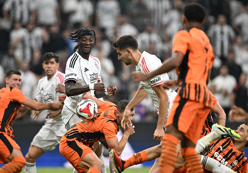 Beşiktaş Sezona Mağlubiyetle Başladı0