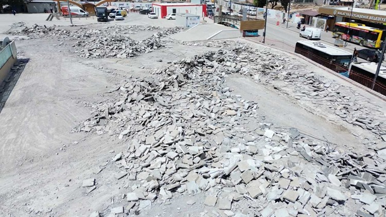 Depremlerden Etkilenen Malatya İnönü Kapalı Çarşısı Yenilenecek1