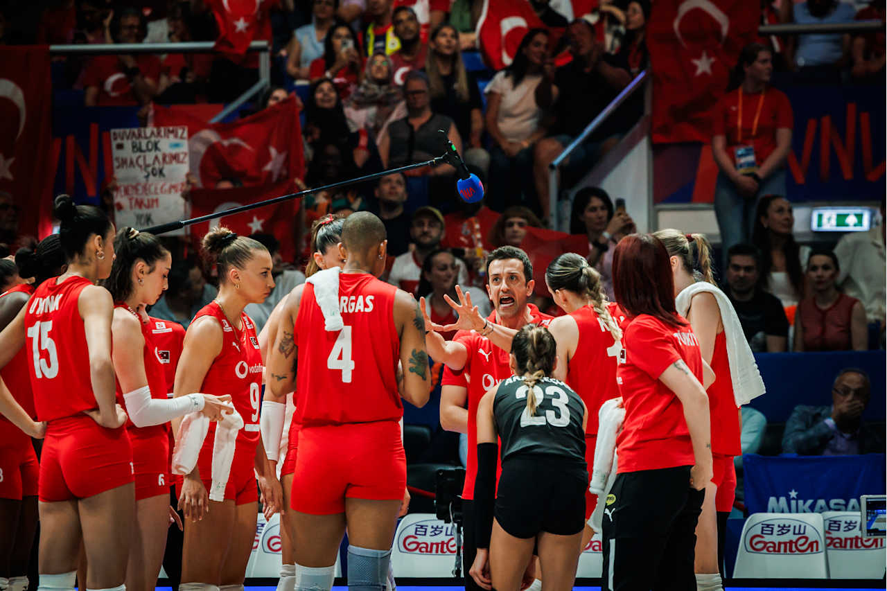 Filenin Sultanları, Çekya'ya 3 1 Mağlup Oldu (1)