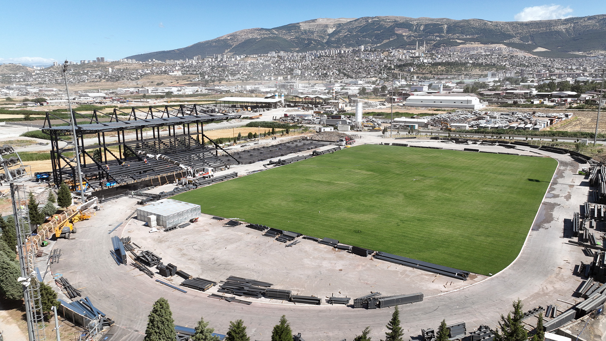 Futbol Sahası (3)