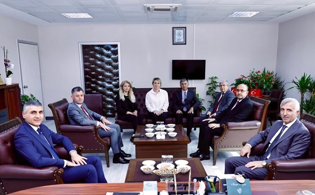 Vali Ünlüer’den Sgk İl Müdürlüğüne Ziyaret (2)