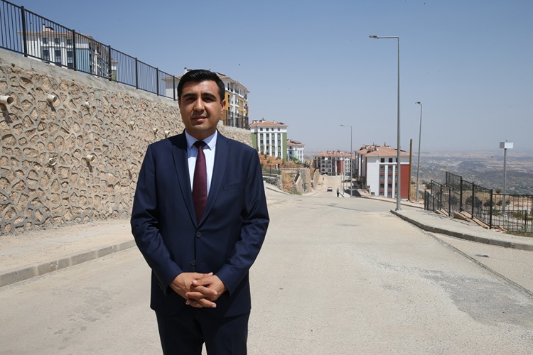 Asrın Felaketinden Etkilenen Tut Ilçesindeki Deprem Konutlarında Yaşam Başladı (1)