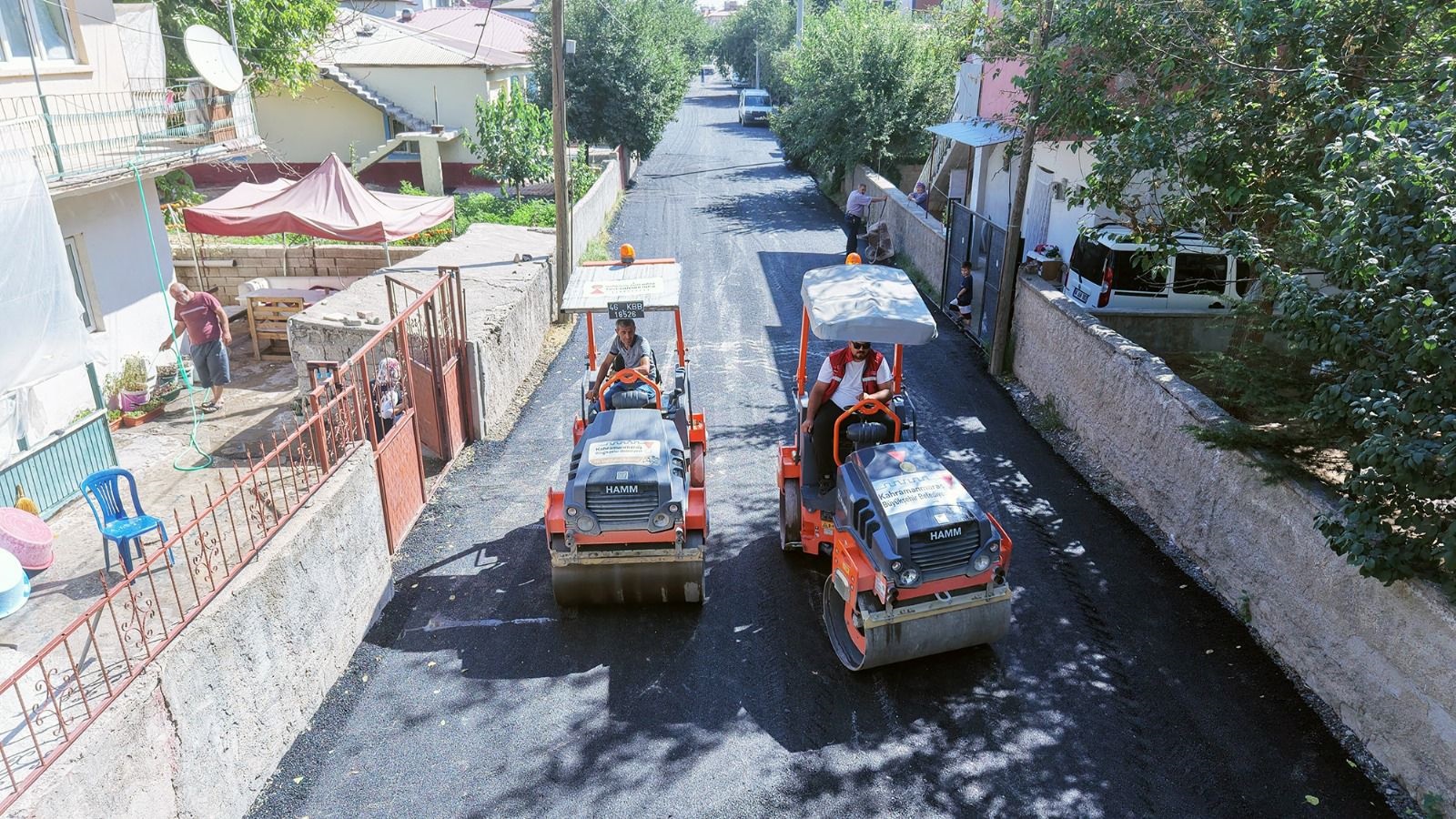 Büyükşehir, Elbistan’da Bir Mahallenin Daha Ulaşımını İyileştirdi (2)