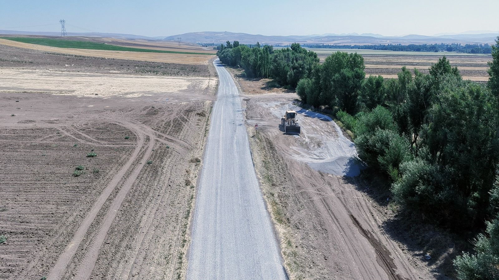 Elbistan Kırsalında Da Daha Konforlu Ulaşım İçin Büyükşehir Sahada (2)