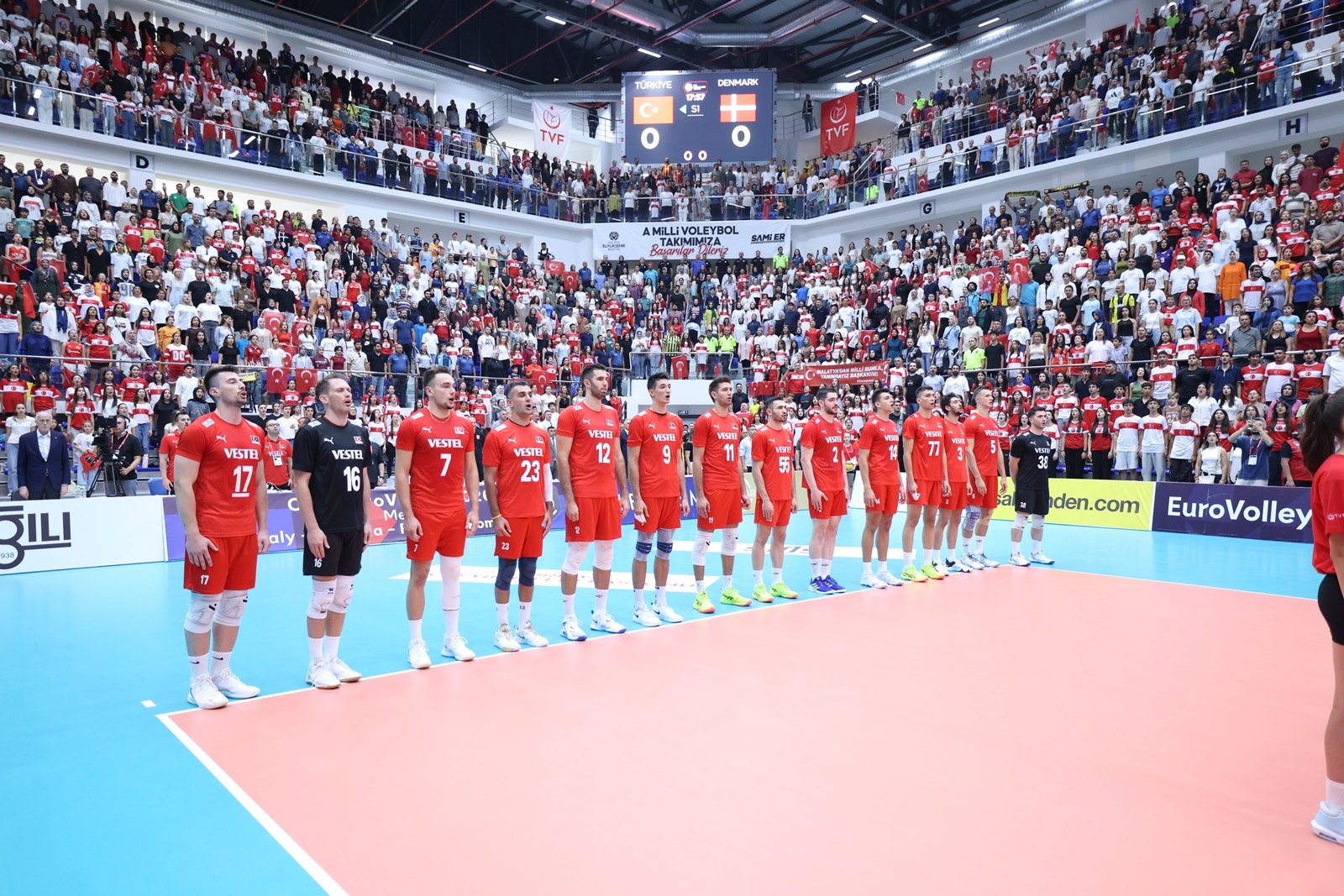 Filenin Efeleri Eurovolley Biletini Aldı (1)
