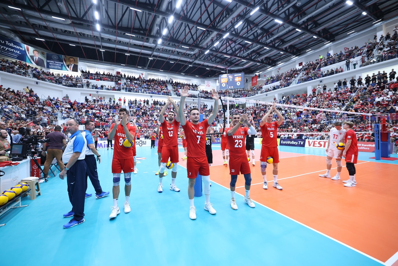 Filenin Efeleri Eurovolley Biletini Aldı (4)