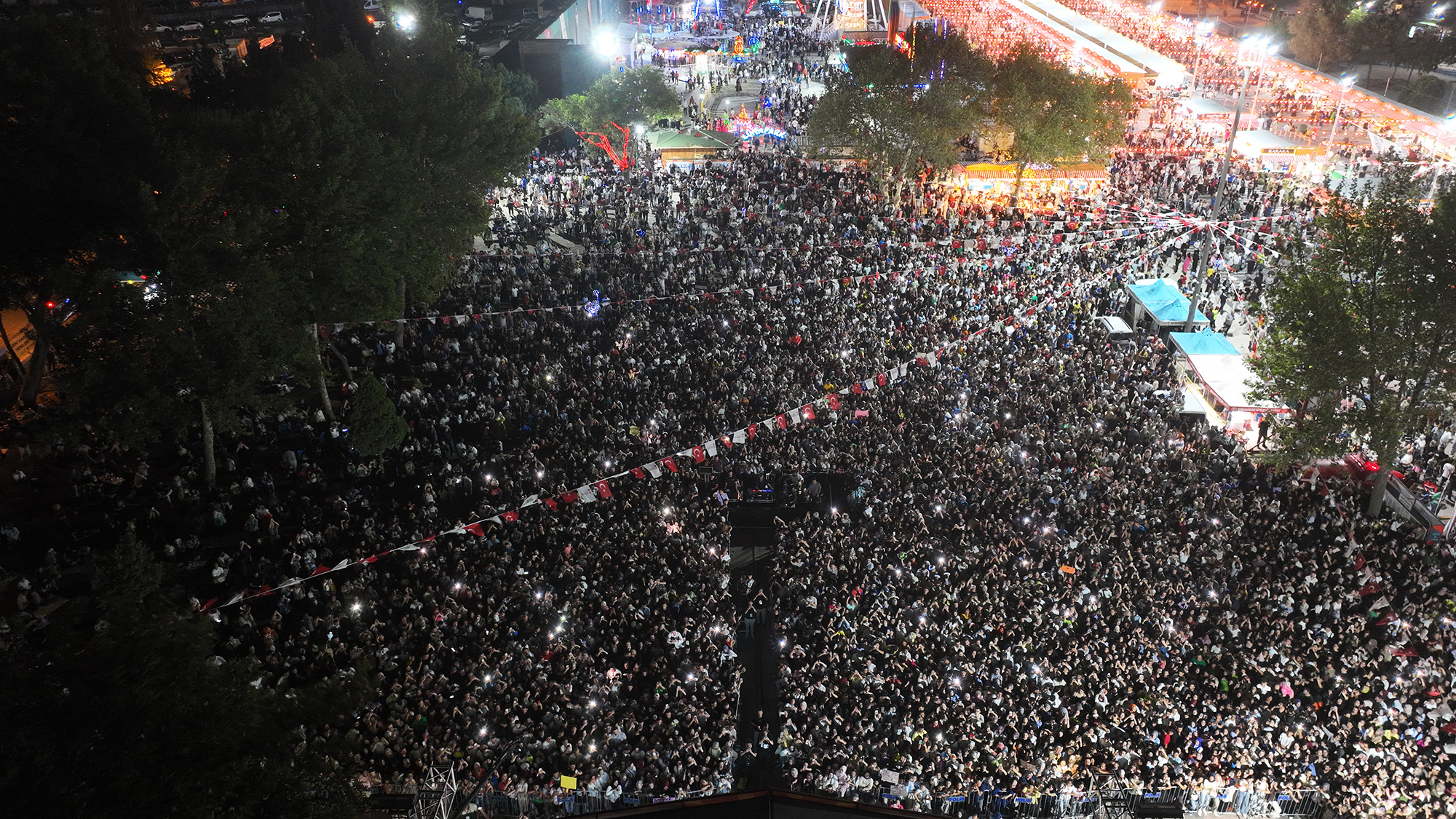 Geleneksel Ağustos Fuarı’na Ziyaretçi Akını; 11 Günde 750 Bini Aştı (2)